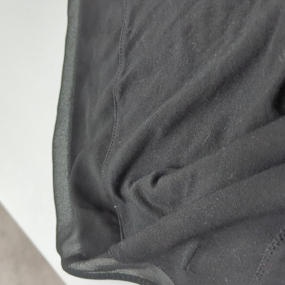 Long sleeve t-shirt with sheer panels, size L - Picture 8 of 8